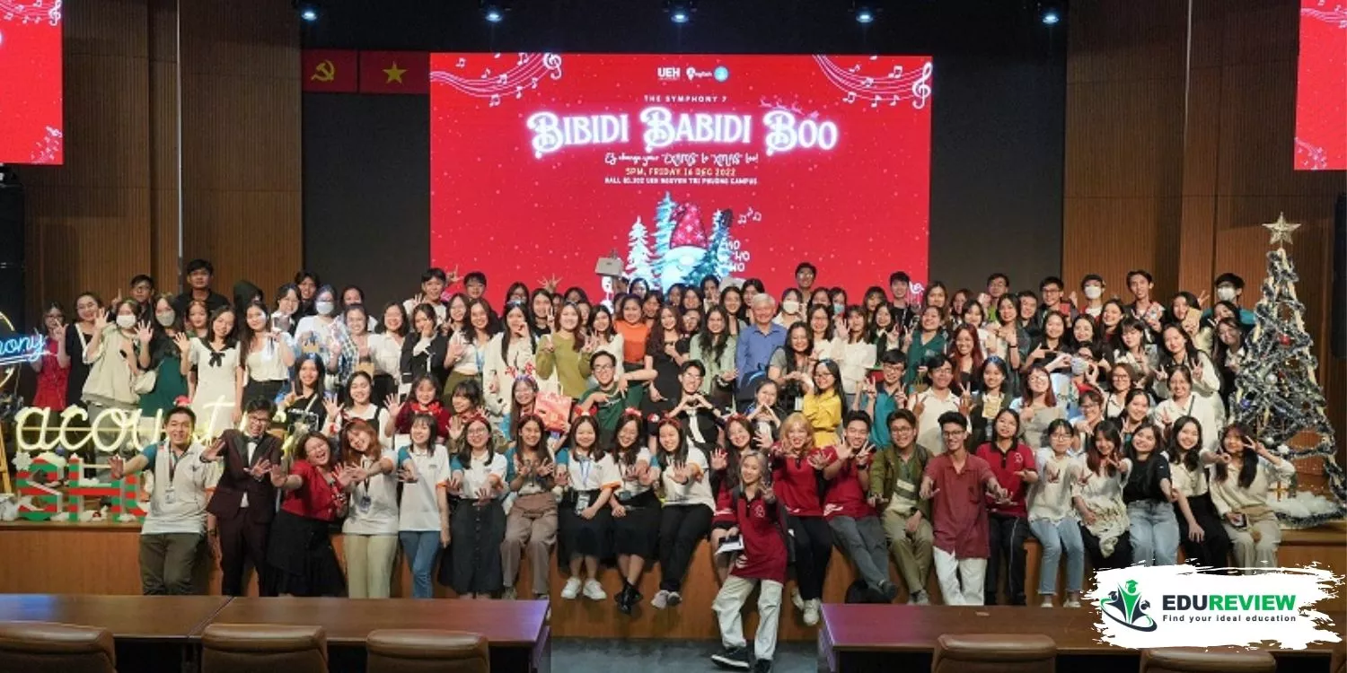 hoạt động sinh viên ueh 