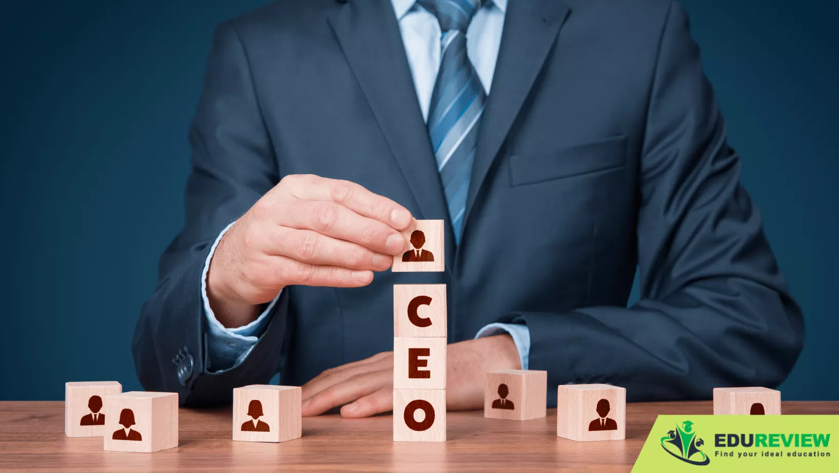 Vai trò của CEO là gì trong một Doanh nghiệp