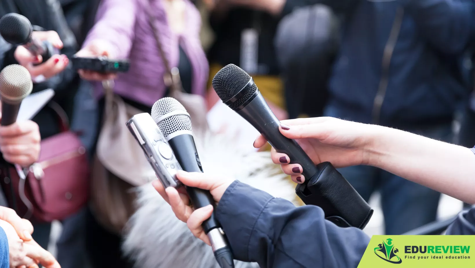 học báo chí ra làm gì?